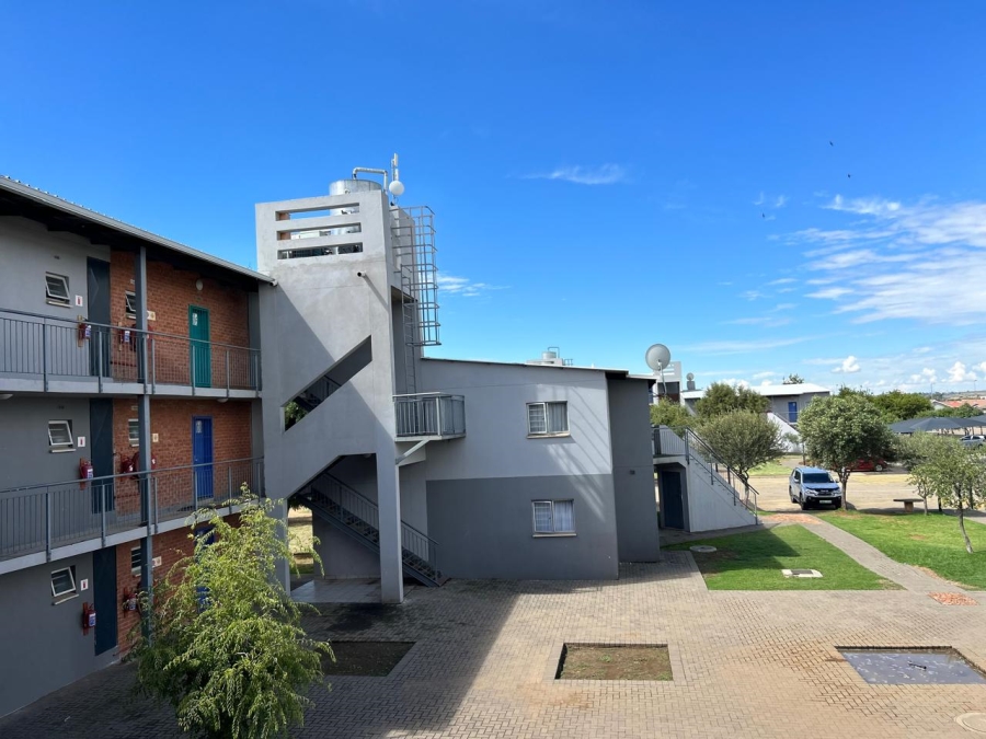 2 Bedroom Property for Sale in Raceway Free State